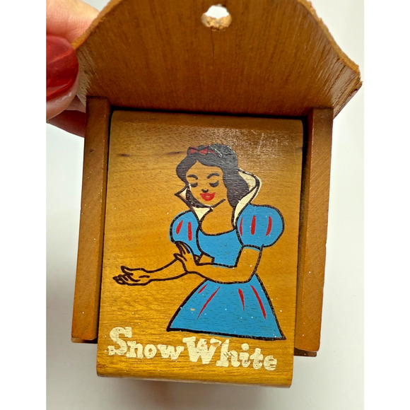 Vintage Snow White Wood Storage Box Walt Disney Productions 1964 Crayons Be Tidy - Picture 6 of 8